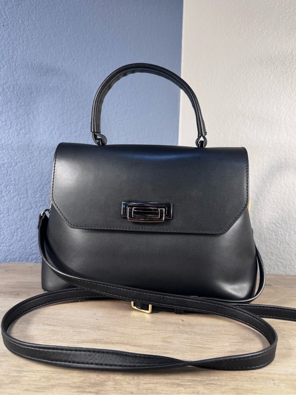 Cielo Celeste Italy Leather Top Handle Satchel Crossbody Black Turn Lock Bag